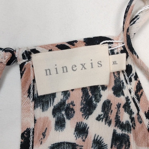 NWT  Ninexis women's sleeveless top size XL - Picture 2 of 11